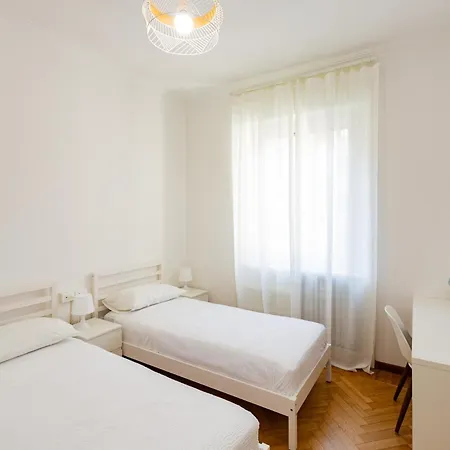 Letizia5 Sweet And Cozy