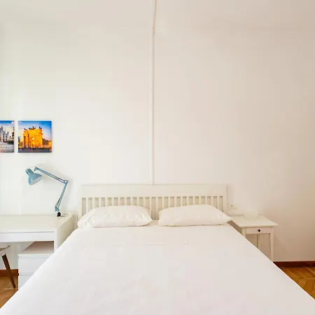 Letizia5 Sweet And Cozy