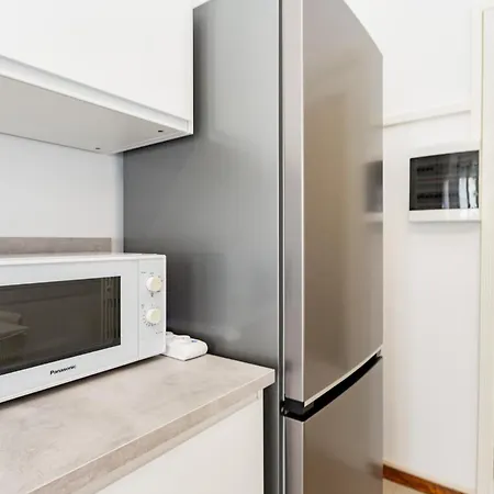 Apartament Letizia5 Sweet And Cozy