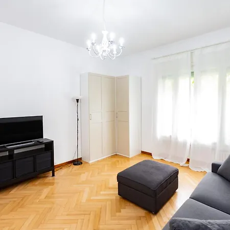 Letizia5 Sweet And Cozy Mediolan